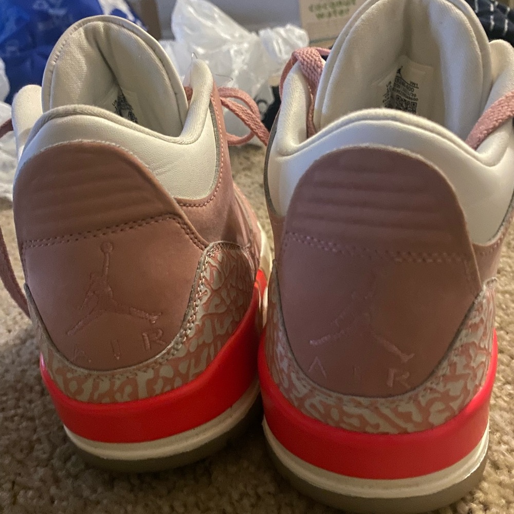 Jordan 4 peach size 10 women